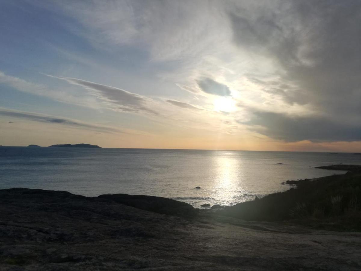 Maravilloso Apartamento En La Playa...Muy Especial Sanxenxo Kültér fotó